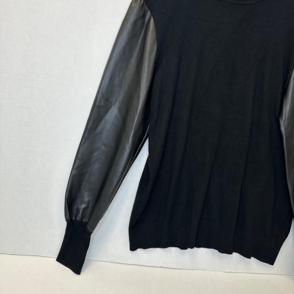 Sioni Milano Black Turtle Neck Long Faux Leather Sleeve Sweater size Large - Picture 2 of 9
